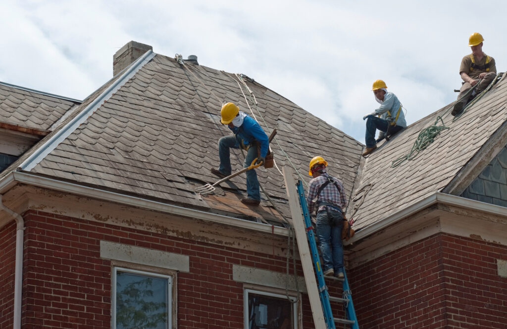 Importance of Regular Roof Maintenance During Summer